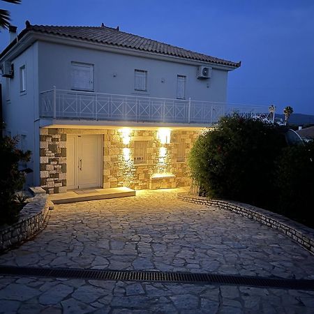 Luxurious Villa In Peloponnese With Swimming Pool Kamária المظهر الخارجي الصورة
