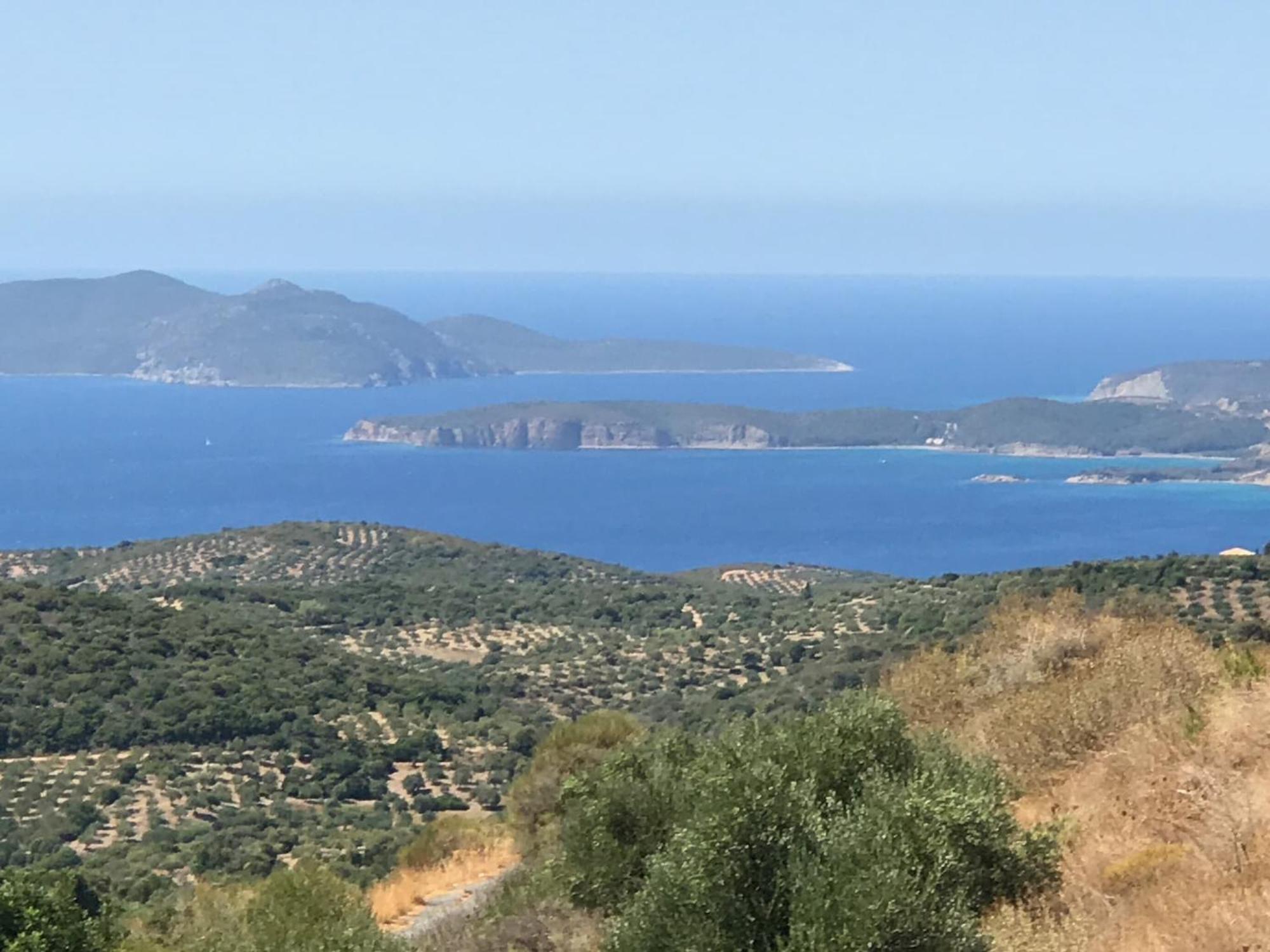 Luxurious Villa In Peloponnese With Swimming Pool Kamária المظهر الخارجي الصورة