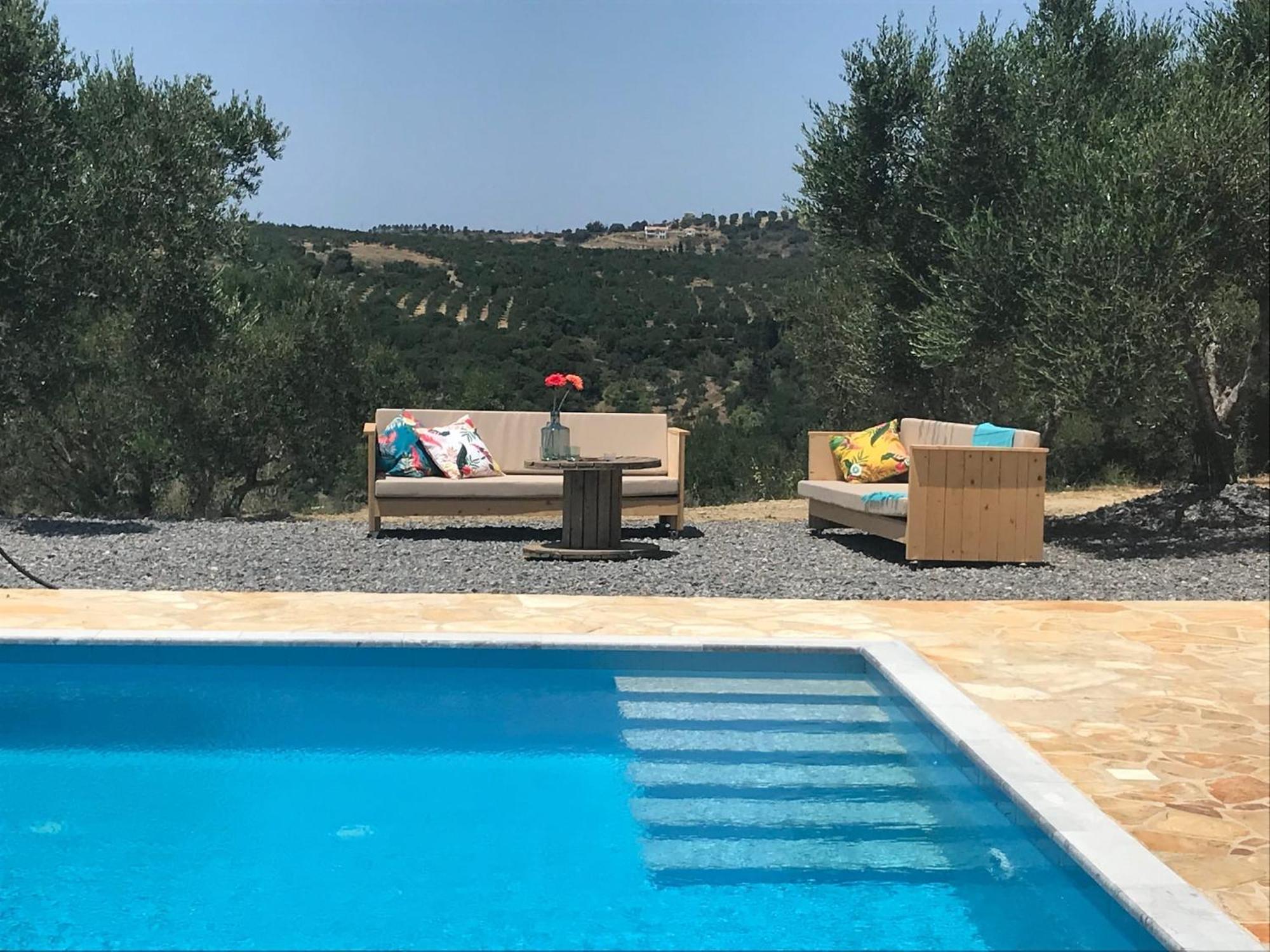 Luxurious Villa In Peloponnese With Swimming Pool Kamária المظهر الخارجي الصورة