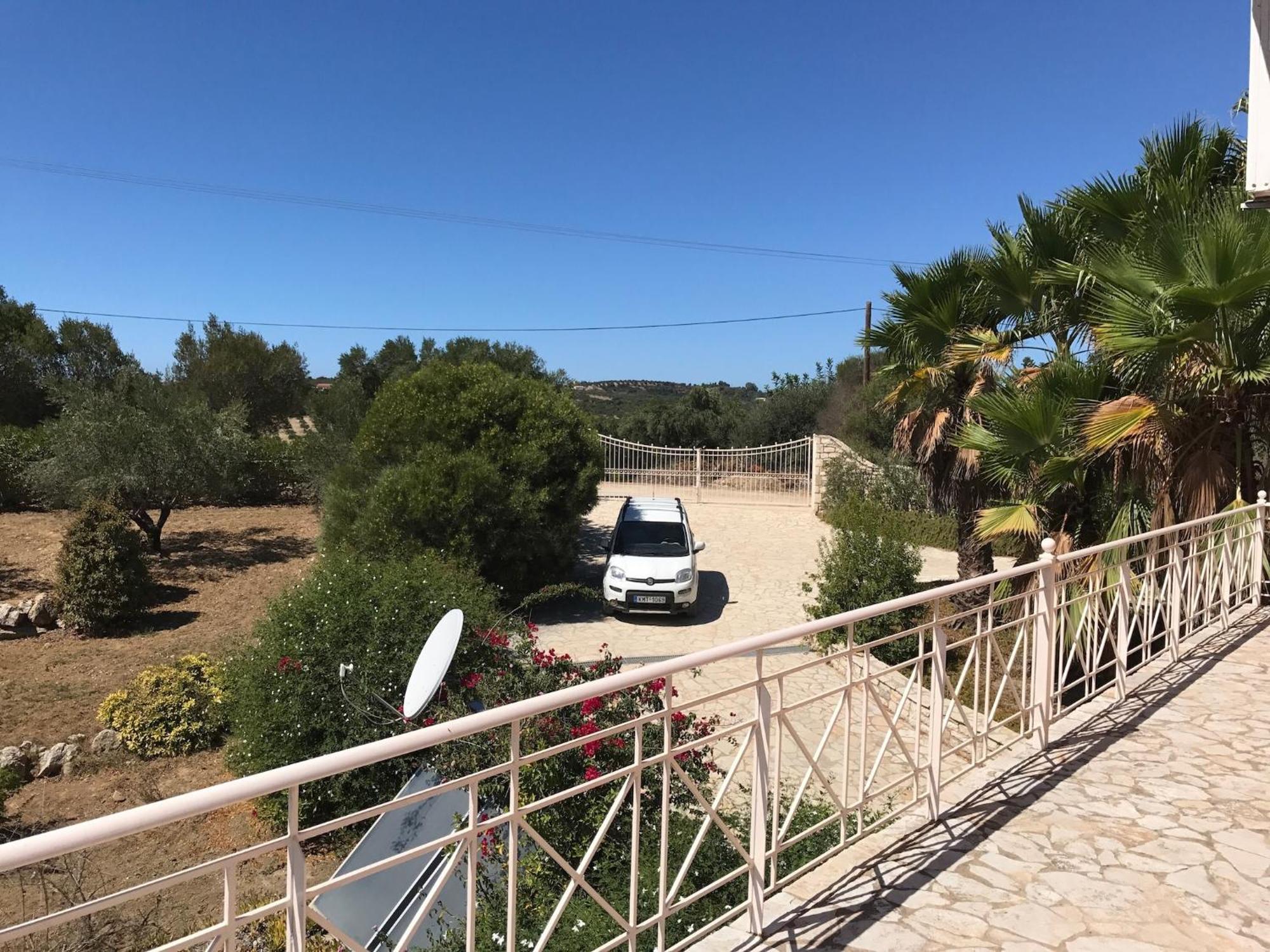 Luxurious Villa In Peloponnese With Swimming Pool Kamária المظهر الخارجي الصورة