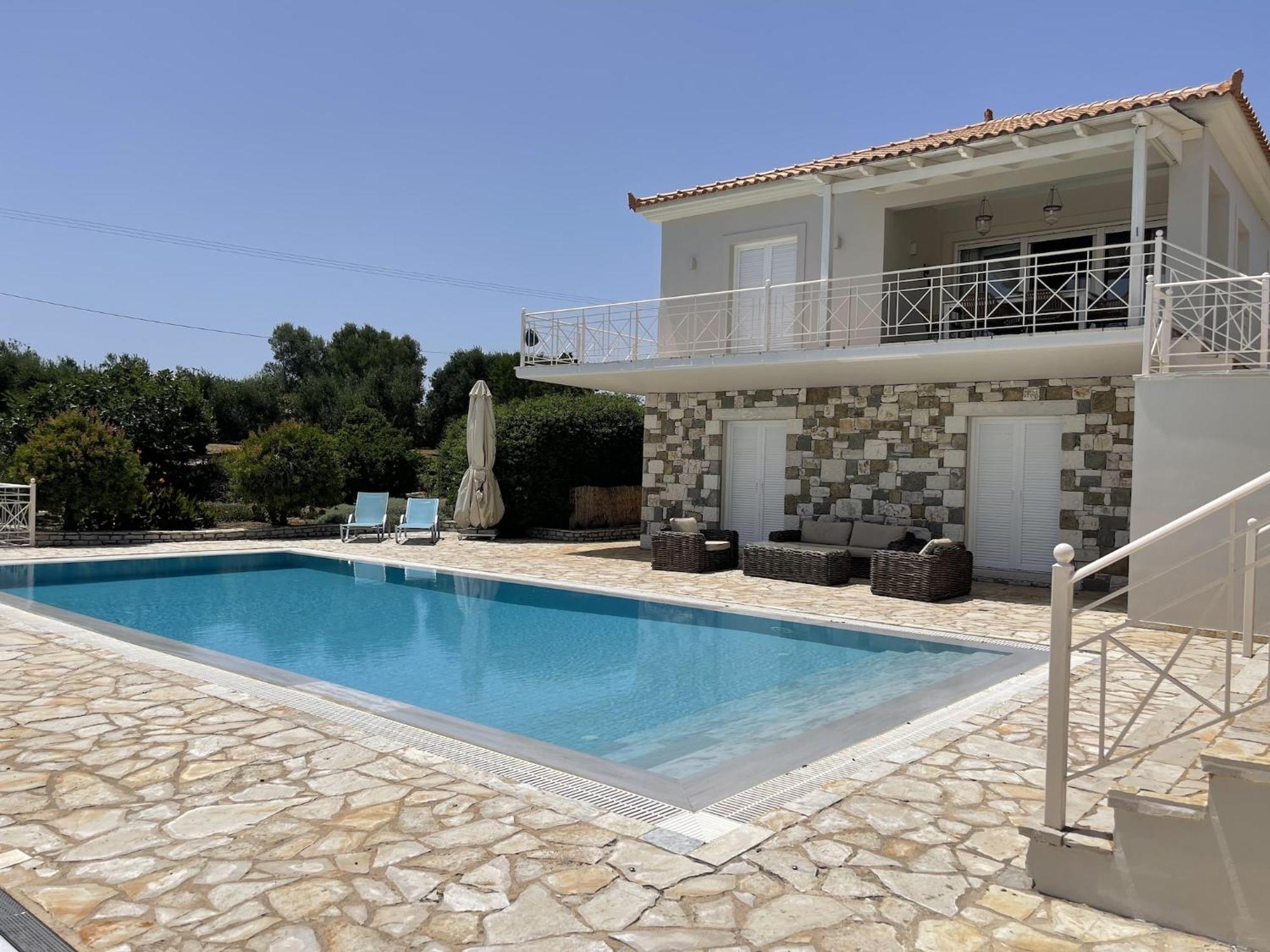 Luxurious Villa In Peloponnese With Swimming Pool Kamária المظهر الخارجي الصورة