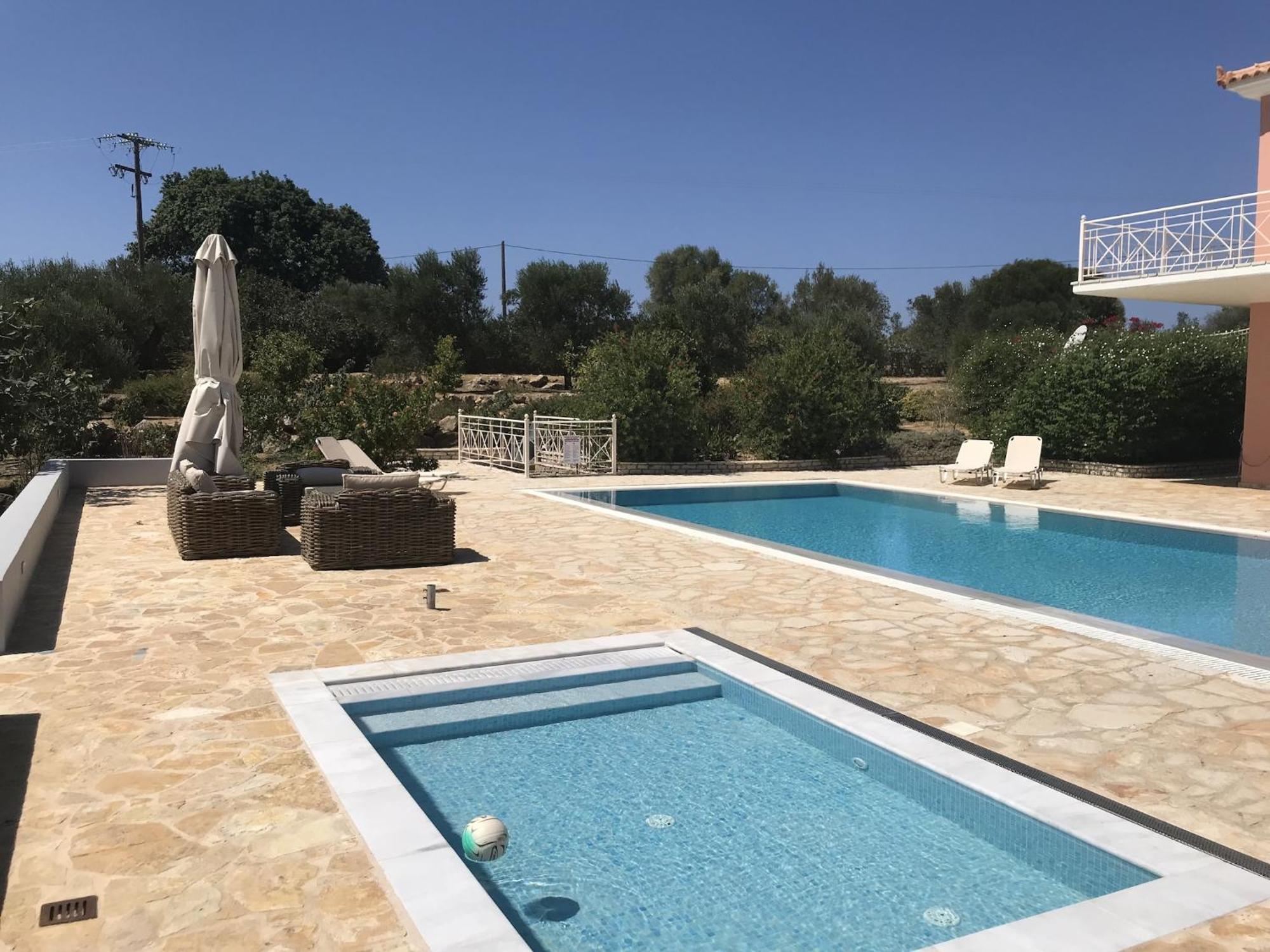 Luxurious Villa In Peloponnese With Swimming Pool Kamária المظهر الخارجي الصورة